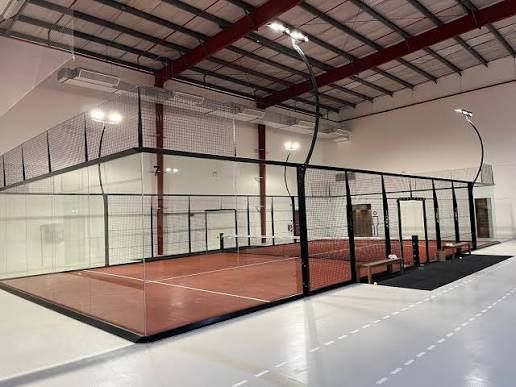 Kapalı Padel Kort